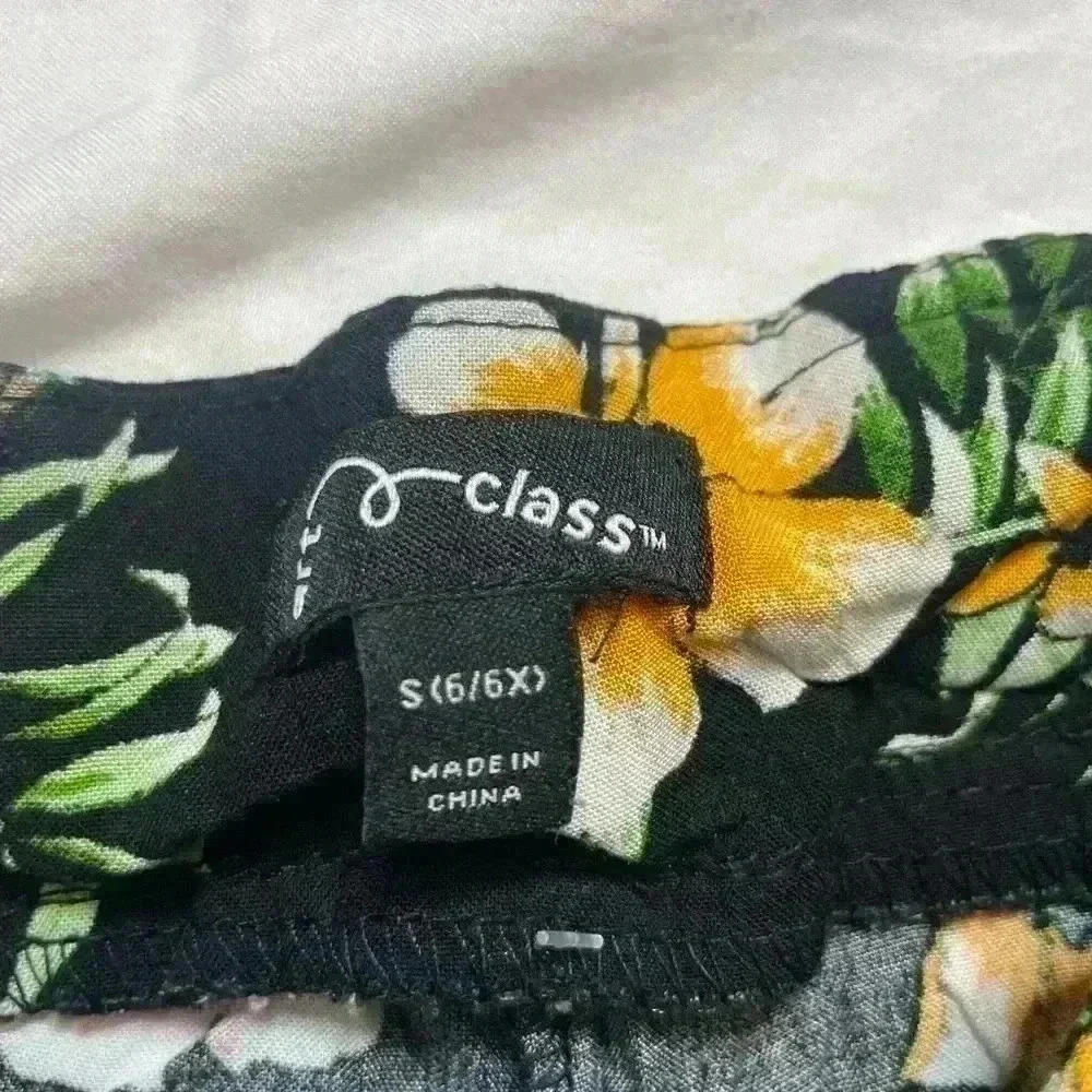 Art Class Girls Size 6/6X Pant Black Floral - Picture 4 of 4